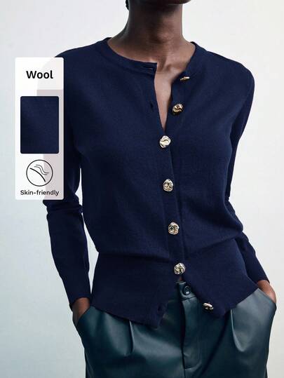 Maija Cardigan lavorato a maglia ampio con bottoni in metallo decorativi, stile basic urbano per pendolarismo, moda minimalista elegante casual business, adatto per insegnanti/ufficio, top classico, elegante per l'estate, San Valentino