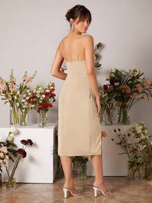 SHEIN Belle 酒红色开衩大腿裹身细节伴娘礼服 - 香檳色 - 查看 3