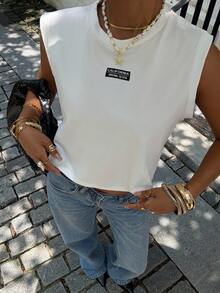 Siren Gaze 女士休闲简约真刺绣小徽章无袖背心，百搭运动风，适合夏季穿着 - 白色 - 查看 6