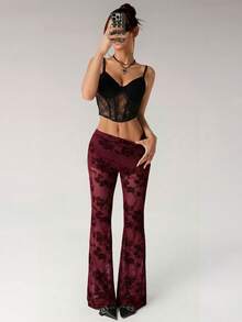 SHEIN ICON 花卉图案性感植绒薄纱喇叭裤 - 酒紅色 - 查看 6