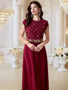 Al Najma Elegant Rhinestone Embellished Women's Arabic Style Dress - Burgundy - View 4