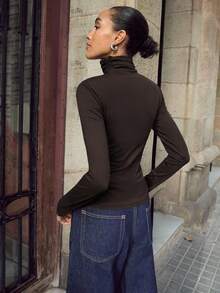 Maija 女士高领长袖交叉设计时尚修身衬衫，适合都市通勤、办公室、商务休闲、派对、约会等场合，优雅夏季上衣 - 棕色 - 查看 6