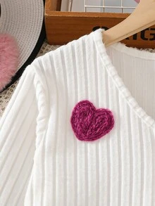 SHEIN Ensemble 2 pièces pour fille : gilet et robe brodés de cœurs rouges, style européen à la mode, printemps/automne - Framboise - Voir 5