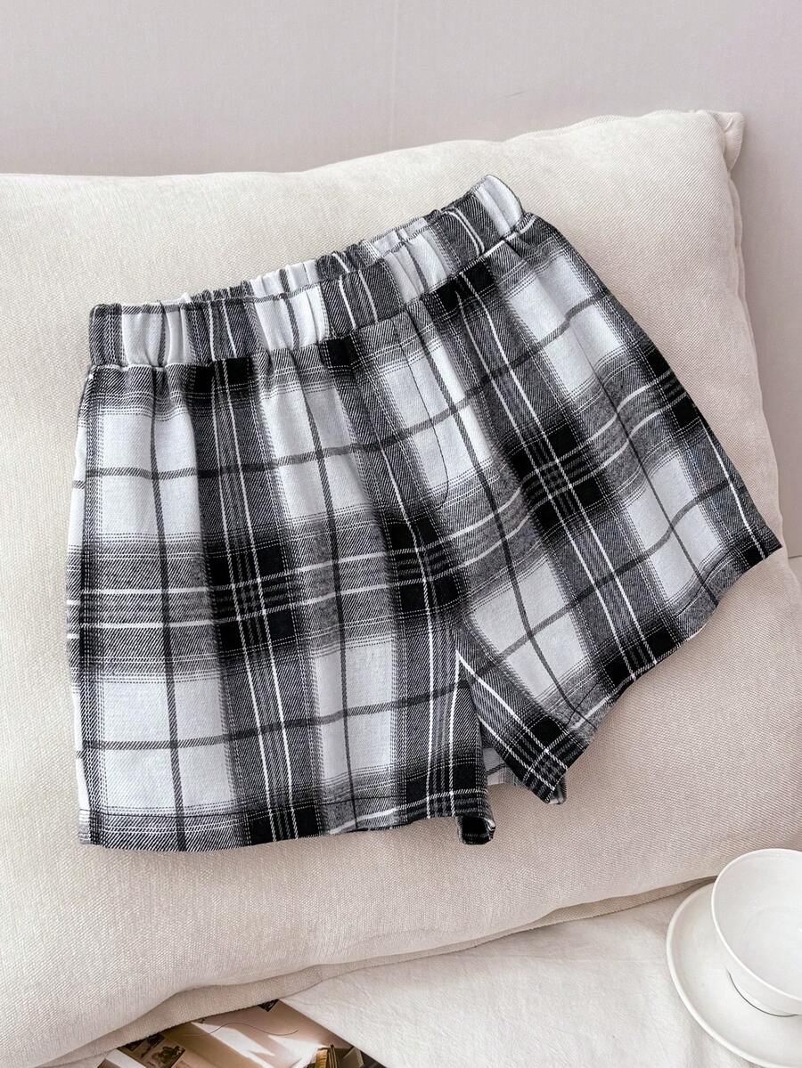 SHEIN Tween Girls Woven Brushed Plaid Casual Shorts,Kids - Black and White - View 1