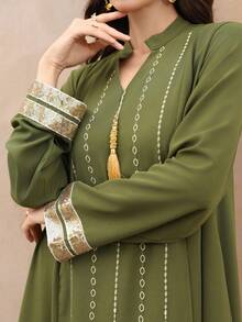 Al Najma Damen V-Ausschnitt Raglanärmel Fransen Saum Vintage Türkisches Maxikleid - Grün - Übersicht 8