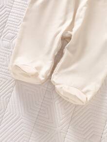 SHEIN 4件套爱心熊碎花连体衣套装 - 米色 - 查看 5