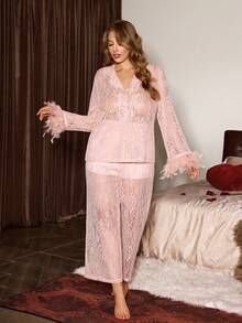 Slumberist 大码女士成熟性感蕾丝睡衣套装，优雅奢华的蕾丝面料，裤子带有防走光内衬，独特的翻领设计展现性感迷人的风采。 - 粉色 - 查看 6