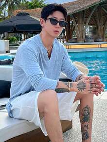 DAZY Men's Crinkle Texture V-Neck Cardigan Sweater, Summer - Blue - View 6