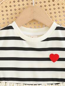 Cozy Pixies 女婴爱心条纹图案圆领长袖收腰连衣裙 - 黑色 - 查看 4