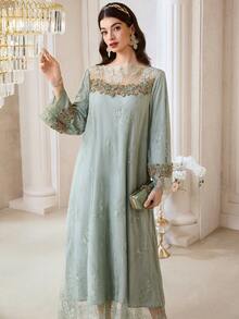 Al Najma New Romantic Elegant Lace Trim Sophisticated Graceful Party Dress - Green - View 4