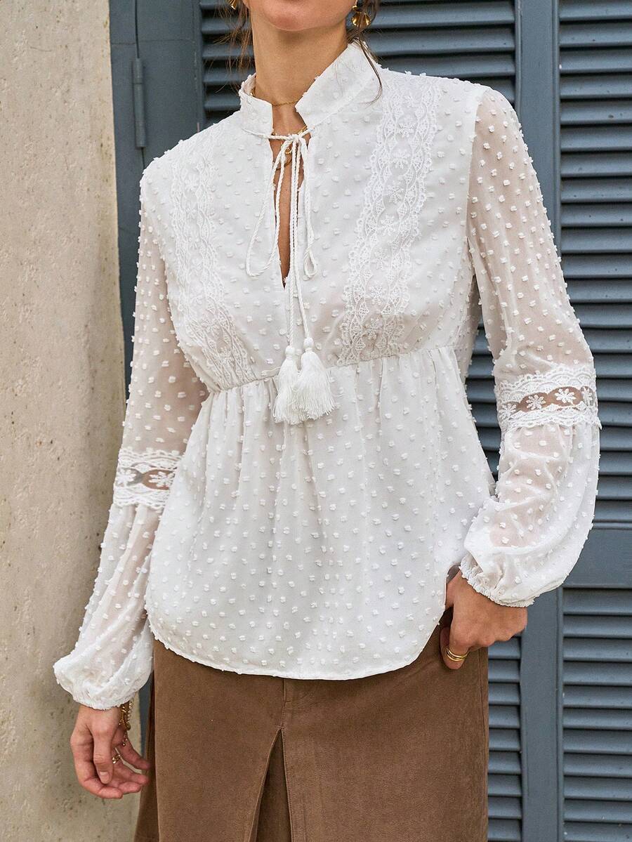 SHEIN LUNE Blouse bohème à manches longues évasées, col V, en patchwork de dentelle et de mousseline de soie à pois jacquard français, pour femmes, printemps/automne - Blanc - Voir 1