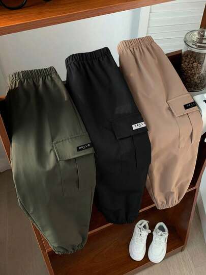 SHEIN 3 st. Pojkar Casual Sport Streetwear Söt Semester Svarta Dekorativa Lösa Dragskobyxor, Gröna Dragskobyxor, Khaki Dragskobyxor, Lämpliga För Vardagskläder, Skola, Resor, Sport, Vår/Sommar/Höst/Vinter