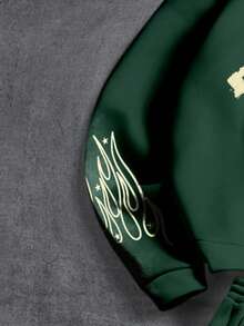 Manfinity ZONE917 Bộ áo hoodie và quần nỉ dáng rộng phong cách đường phố, in hình ngôi sao mờ "SUPERSTAR" và lớp lót giữ nhiệt, màu xanh đậm. - Màu xanh lá cây đậm - Xem 5