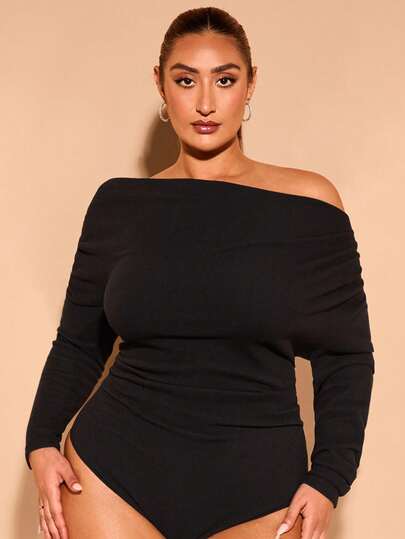 SHEIN BAE 大码秋季黑色露肩不对称天鹅绒罗纹褶皱长袖连体衣，优雅性感，适合约会、外出等场合，冬季必备