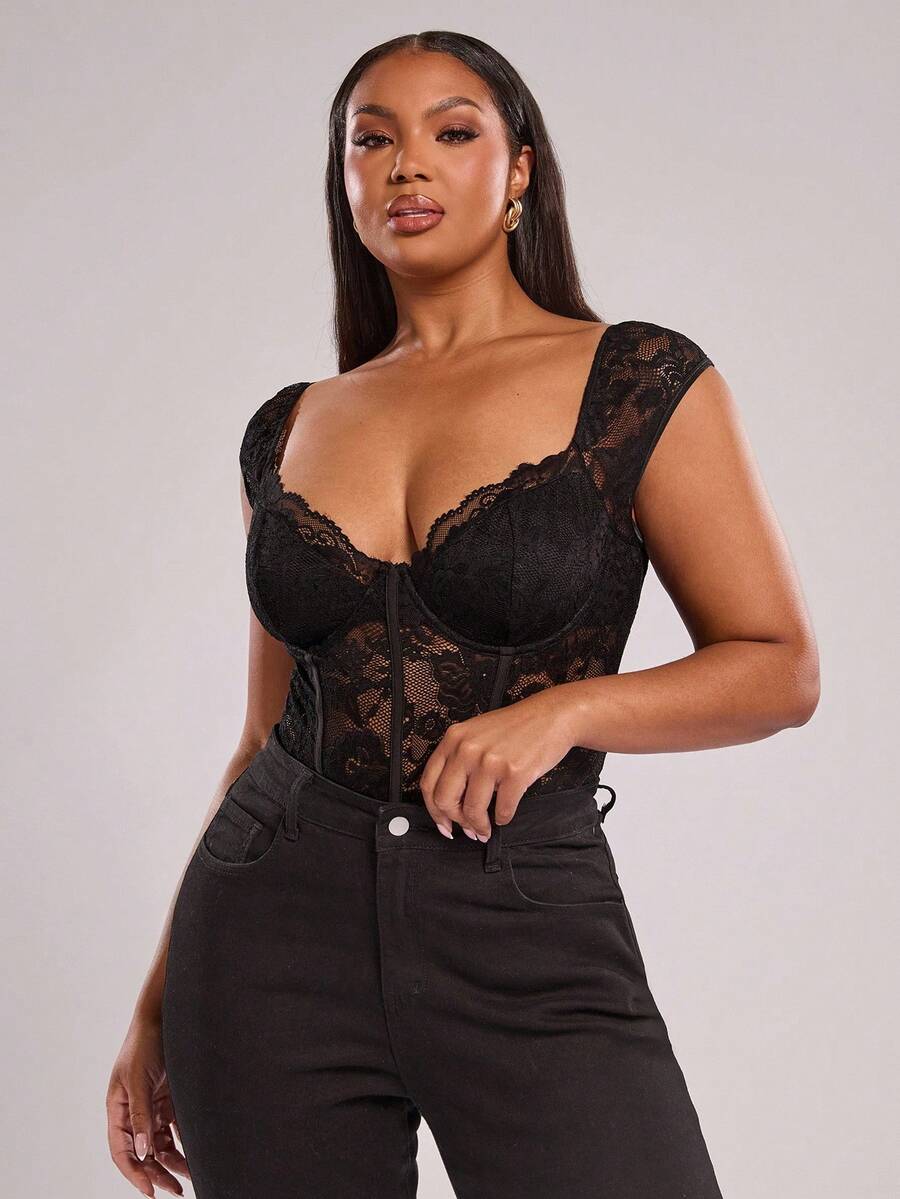 SHEIN BAE Plus Size Women Black Short Sleeve Bodysuit, Sexy Elegant Top, Commute Bodysuit, Party Bodysuit, Young Fashionable Playsuit, Lace Trim Bodysuit, Beach Holiday Casual Bodysuit, Outdoor, Afternoon Tea, Daily Wear, Y2K Style,Beach Women Outfits,Holiday Night Outfits,T Shirt,Work Tops,Rave Festival Outfits,Spring Outfits,Summer Women Clothes, Mother Day,Mother's Day Gift,Mom,Music Festival,Concert,Office Dress,Casual Going Out,Graduation,Valentine's Day,Valentine Outfits For Women - Black - View 1
