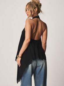 MISSGUIDED Top sin mangas con cuello halter, espalda descubierta y detalle de dobladillo asimétrico con adorno de encaje, para ocasiones de fiesta de verano por la noche - Negro - Ver 3