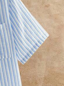 HIMLAND Men's Striped Short Sleeve Single-Breasted Casual Pocket Commuter Shirt - Blue and White - View 5