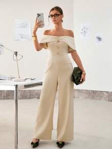 Ritzy Row Combinaison sans manches minimaliste et à la mode pour femme, col ouvert sur le devant, taille cintrée et épaules dénudées - Nude - Voir 9
