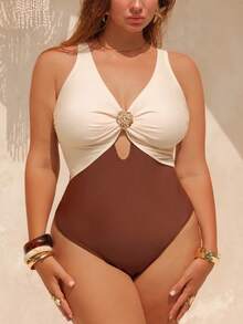 Swim Chiccia 大码金属装饰撞色镂空极简性感连体泳衣 - 彩色 - 查看 3