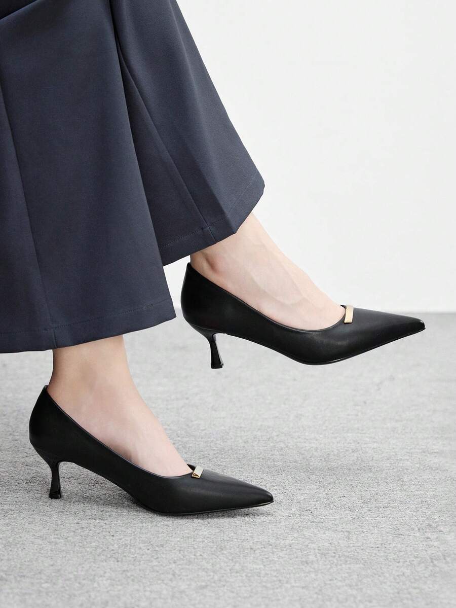 CUCCOO BIZCHIC Women Pumps Valentine's Day - Matte Black - View 1