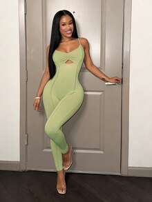 Slaydiva 早春新款，春夏音乐节，情人节，复活节休闲风，简约基础款，Y2K街头甜美风，网红热销款，日常约会，辣妹风，性感运动风，吊带，U领，镂空，修身长裤，撞色哈苏线装饰，V领，大露背，浅绿色长裤，女士紧身连体裤 -A - 橄欖綠 - 查看 5