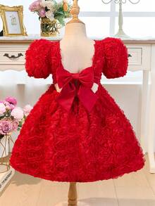 SHEIN Đầm bé gái không tay, màu trơn, cổ đính ngọc trai, dáng chữ A, trang trí nơ hoa hồng 3D, màu đỏ, dễ thương, thanh lịch, ngọt ngào và thời trang, thích hợp mặc đi dự tiệc, lễ hội, sinh nhật, du lịch gia đình, kiểu Ramadan, mẹ và con gái, chị em gái. - Đỏ - Xem 10