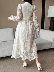 DAZY 女士优雅蕾丝领系带中长连衣裙，春夏连衣裙/吊带裙 - 杏色 - 查看 2