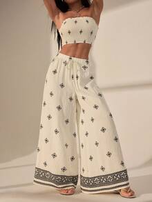 SHEIN PETITE Women's Vacation Clashing Print Elegant Casual Stretchy Slimming Shirred Top Wide Leg Pants Set Tube Top And Pants Set Women Summer Clothes Women Two Pieces Outfits Vacation Outfits Woman Vacation Two Pieces Set Boho Women Clothing Flower - Beige - View 7