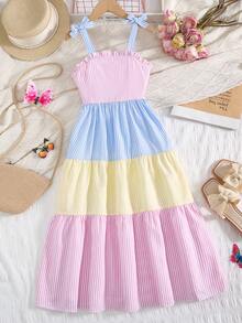 SHEIN Sparklyn 1件少女休闲度假条纹吊带连衣裙，饰有蝴蝶结，撞色拼接，优雅碎花连衣裙 - 粉色 - 查看 3