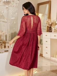 LuxeNights 豹纹提花网纱蕾丝拼接优雅短袖女士睡裙 - 酒紅色 - 查看 2