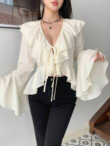 DAZY Elegancka bluzka damska w jednolitym kolorze z falbanką i mankietem, z bufiastymi rękawami, wiosna/lato - Beżowy - Zobacz 4