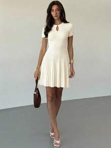 Aloruh Women's Elegant Commuter Minimalist Beige Knit A-Line Dress - Beige - View 3