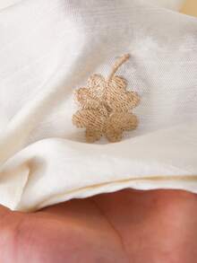 Rusticease Đầm dây rút thêu hoa và cỏ bốn lá - Màu be - Xem 7