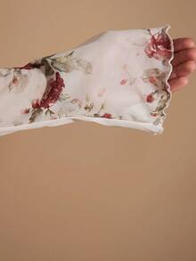 SHEIN BAE 大码女装优雅晚宴生日派对复古浪漫玫瑰花网纱印花不对称露肩褶皱长袖上衣 大码秋季服装外出上衣 大码秋季上衣长袖冬季服装 女装大码秋季服装 大码上衣 大码衬衫 女式上衣 曲线上衣 大码女装 女士上衣 曲线加大码 大码长袖 - 彩色 - 查看 6