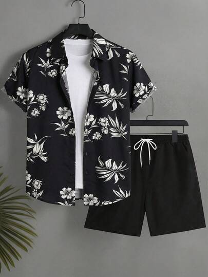 Manfinity Swimmode Bộ đồ đi biển mùa hè dành cho nam, kiểu dáng thường ngày, in họa tiết hoa, gồm áo sơ mi ngắn tay và quần short cạp chun.