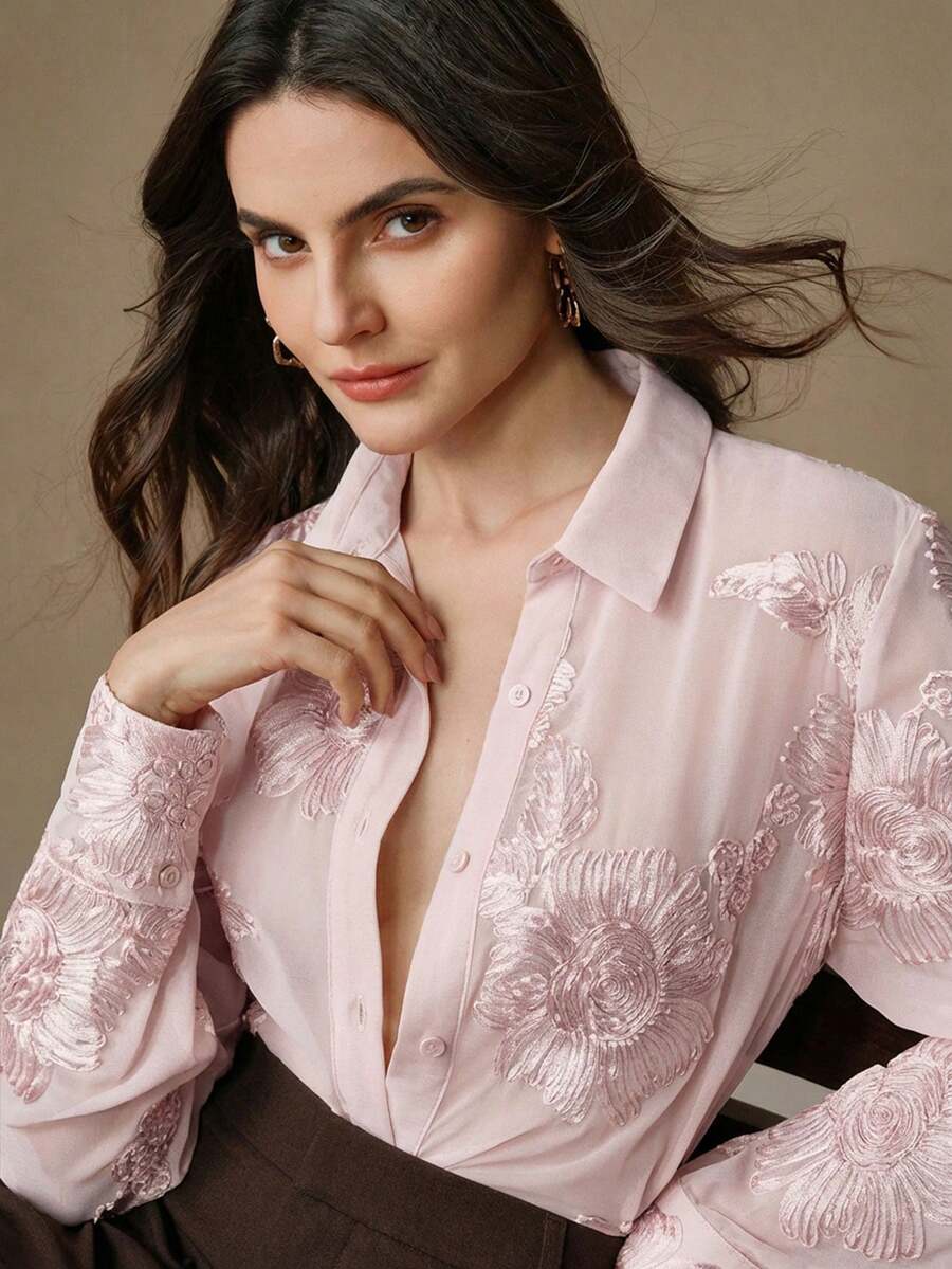 Anewsta Blusa elegante de mujer con cuello polo, de manga larga, con bordado floral francés retro y tela transparente, para primavera/verano - Rosa Pálido - Ver 1