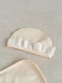 SHEIN Baby Girl 6 Pieces Set Pink Lace Long Sleeve Footie Romper With Hat, Bib, Blanket, Headband Gift Set - Apricot - View 6