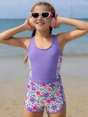 Tween Girls One-Pieces  For Vacation, Featuring A Light Purple And Purple Floral Pattern With Knitted Fabric Patchwork Design, Paired With Flat Corner Pants. It Is Fashionable, Casual, Exquisite, And Gorgeous, Suitable For Swimming. It Is Perfect For Summer Vacations, Beach Vacations, Seaside Swimming Pools, And Summer Vacations