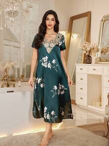 SHEIN Elegant Embroidered V-Neck Short Sleeve Satin Print Women's Nightgown - Green - View 5