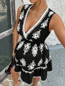 SHEIN Maternity Summer Vacation All-Over Print V-Neck Sleeveless Dress - Black and White - View 3