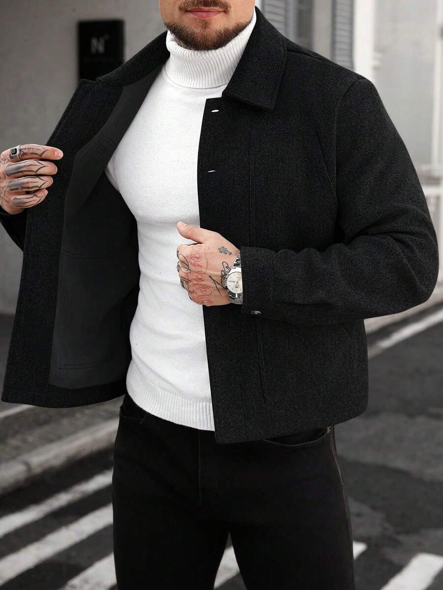 Manfinity CasualCool Chaqueta de botones con cuello de lana gris de estilo casual y maduro para hombres de Manfinity, ajuste regular, ideal para Halloween, Navidad, salidas diarias y reuniones de negocios casuales, en ropa exterior para hombres, regalo perfecto para novios/esposos en aniversarios. Abrigo negro - Negro - Ver 1