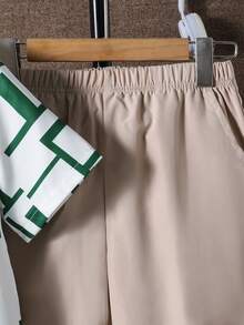 SHEIN Vacaura 2pcs/Set Teenage Boys' Casual Commuter Geometric Line Print Short Sleeve Shirt And Pants Set - Dark Green - View 6