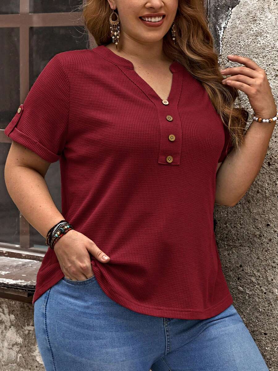 EMERY ROSE Áo thun nữ cỡ lớn, màu trơn, cổ chữ V, tay ngắn, thiết kế cài nút, kiểu dáng thường ngày. - Đỏ - Xem 1