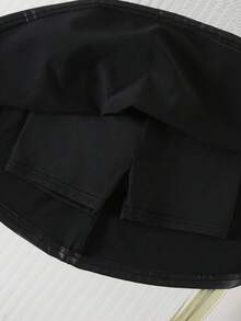 SHEIN 女婴可爱休闲百搭黑色PU皮迷你裙 - 黑色 - 查看 3