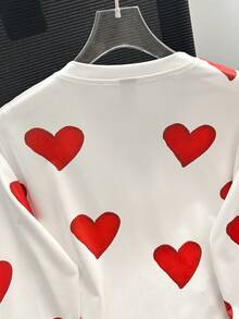 GlowEve Women's Elastic V-Neck Heart Print Long Sleeve T-Shirt, Random Print Pattern, Spring/Summer - Red and White - View 4