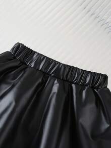 SHEIN 女婴可爱休闲百搭黑色PU皮迷你裙 - 黑色 - 查看 5