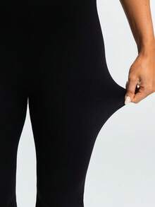 SHEIN 孕妇纯色露背吊带背心和喇叭裤套装 - 黑色 - 查看 7