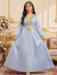 SHEIN 少女V领长袖喇叭袖花卉蕾丝边连衣裙 复古优雅浅蓝色长裙 - 淺藍色 - 查看 8