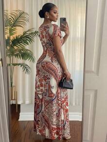 SHEIN Lady CURVE Plus Size Women Paisley Floral Print Round Neck Short Sleeve Maxi Dress,White,Summer,Boho,Wedding Guest Elegant Casual Party Vacation Beach Dress - Multicolor - View 3