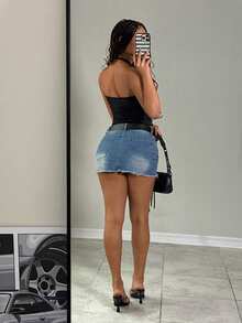 EgrlEra 女士黑色U领花卉串珠刺绣装饰Y2K性感吊带背心，舒适弹力，适合度假、音乐节，2000年代风格细肩带无袖3D花卉上衣，适合春假海滩穿着 - 黑色 - 查看 2